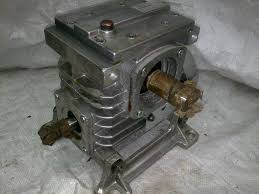 Мотор-редуктор планетарный 3МП–40 , Мотор-редуктор планетарный 3МП–50 , Мотор-редуктор планетарный 3МП–80,частота вращения выходного вала,  56 об/мин ,предназначен для снижения частоты вращения и передачи крутящего момента механизмам общемашиностроительного назначения червячный редуктор ч-160, передаточное число 31,5 ,червячный редуктор ч-80 , червячный редуктор 1ч-63а 